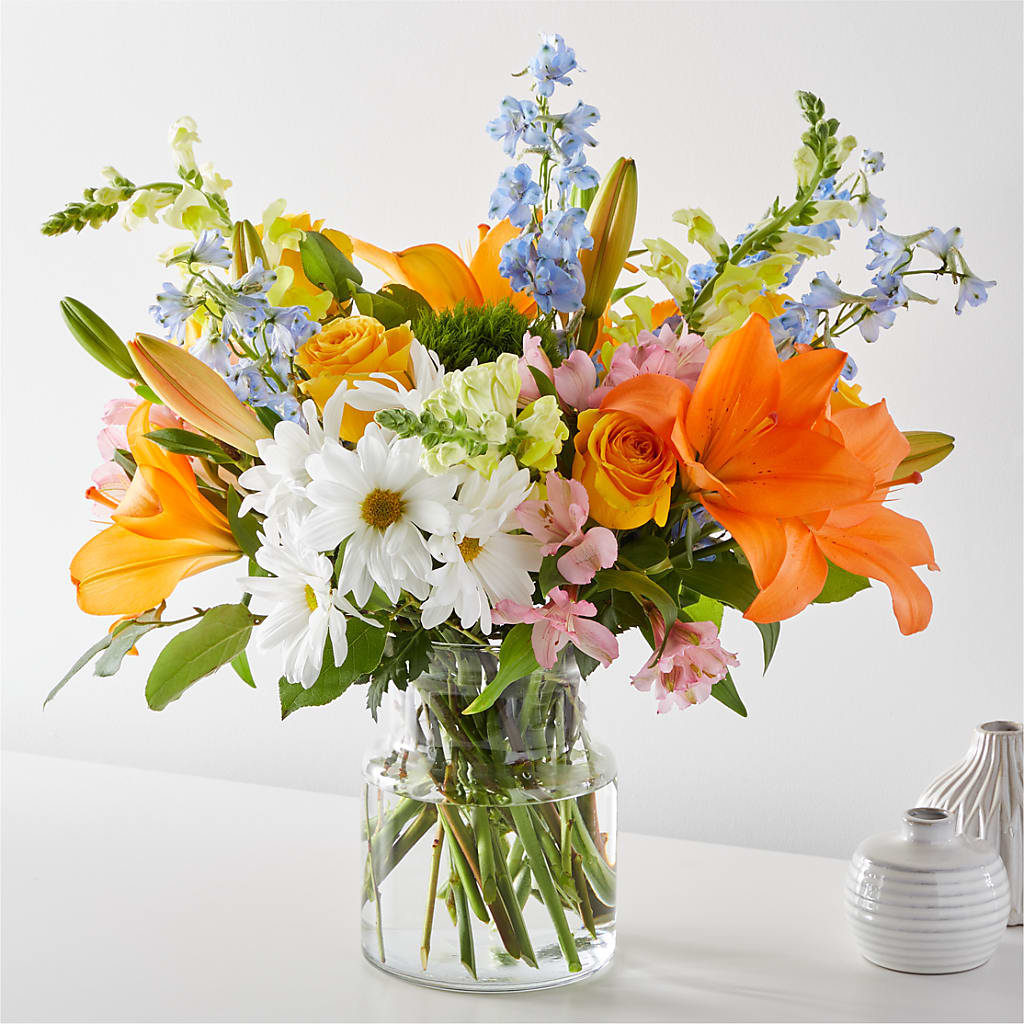 Sun Salutation Bouquet – Herbert E Berg Florist Inc, Worcester MA
