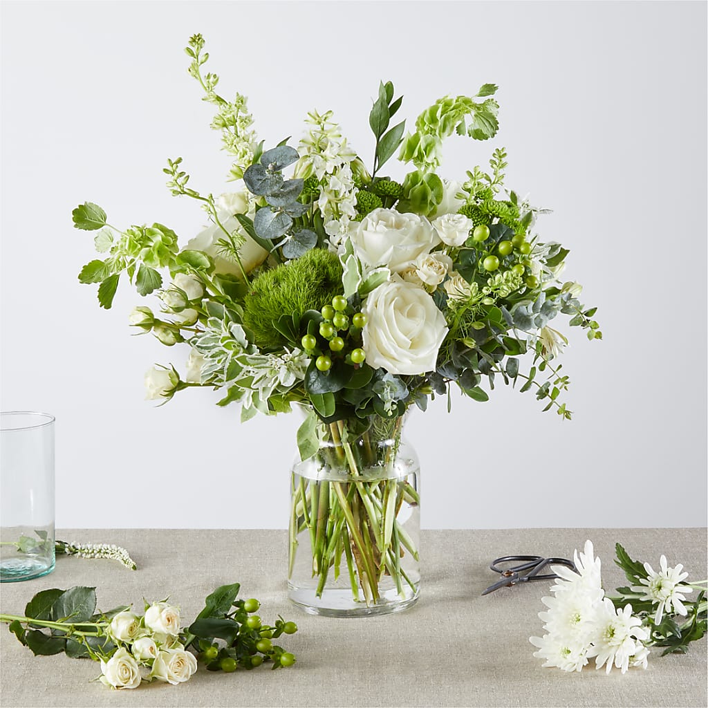 Irish Garden - A Florist Original – Herbert E Berg Florist Inc, Worcester MA