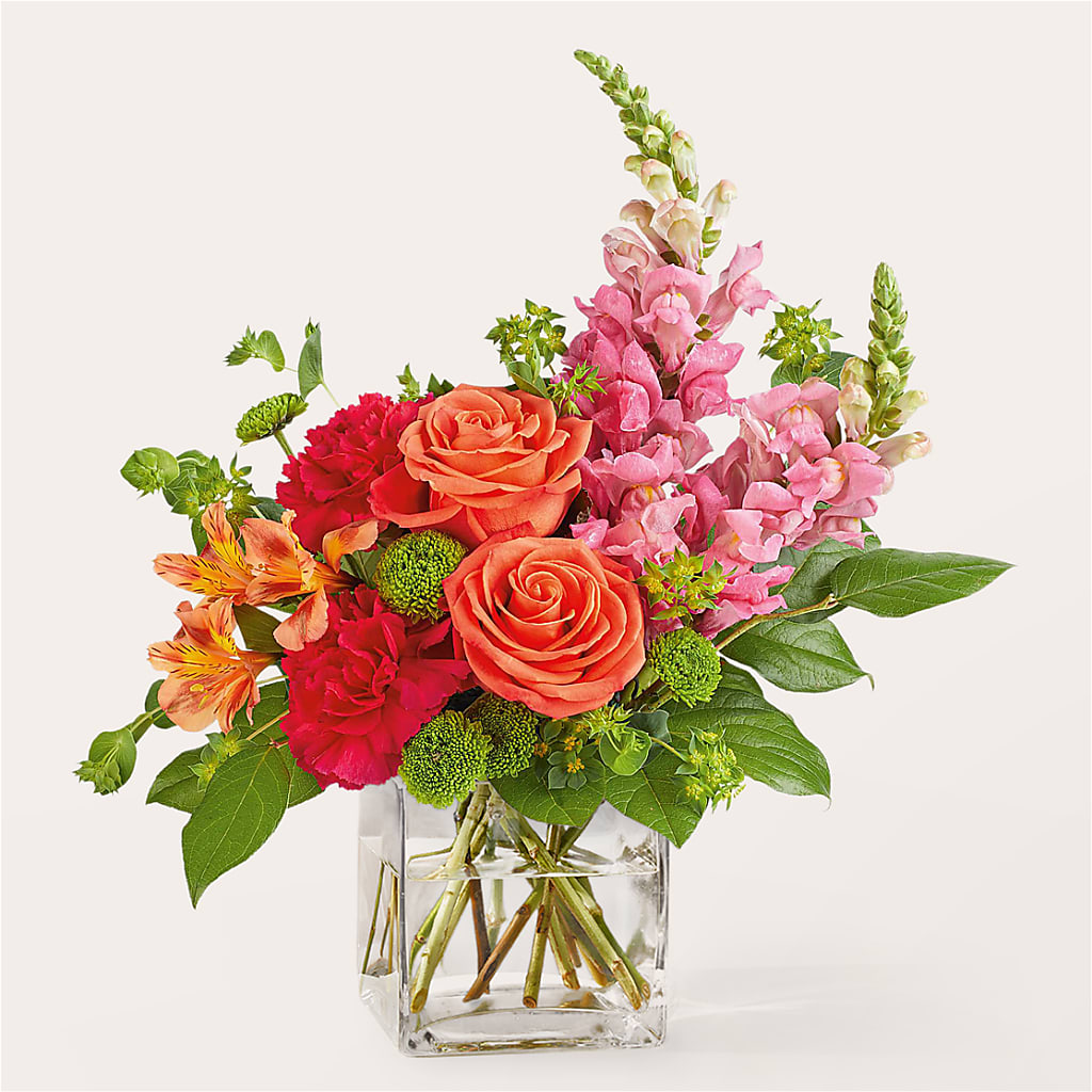 Cosmopolitan Bouquet – Herbert E Berg Florist Inc, Worcester MA