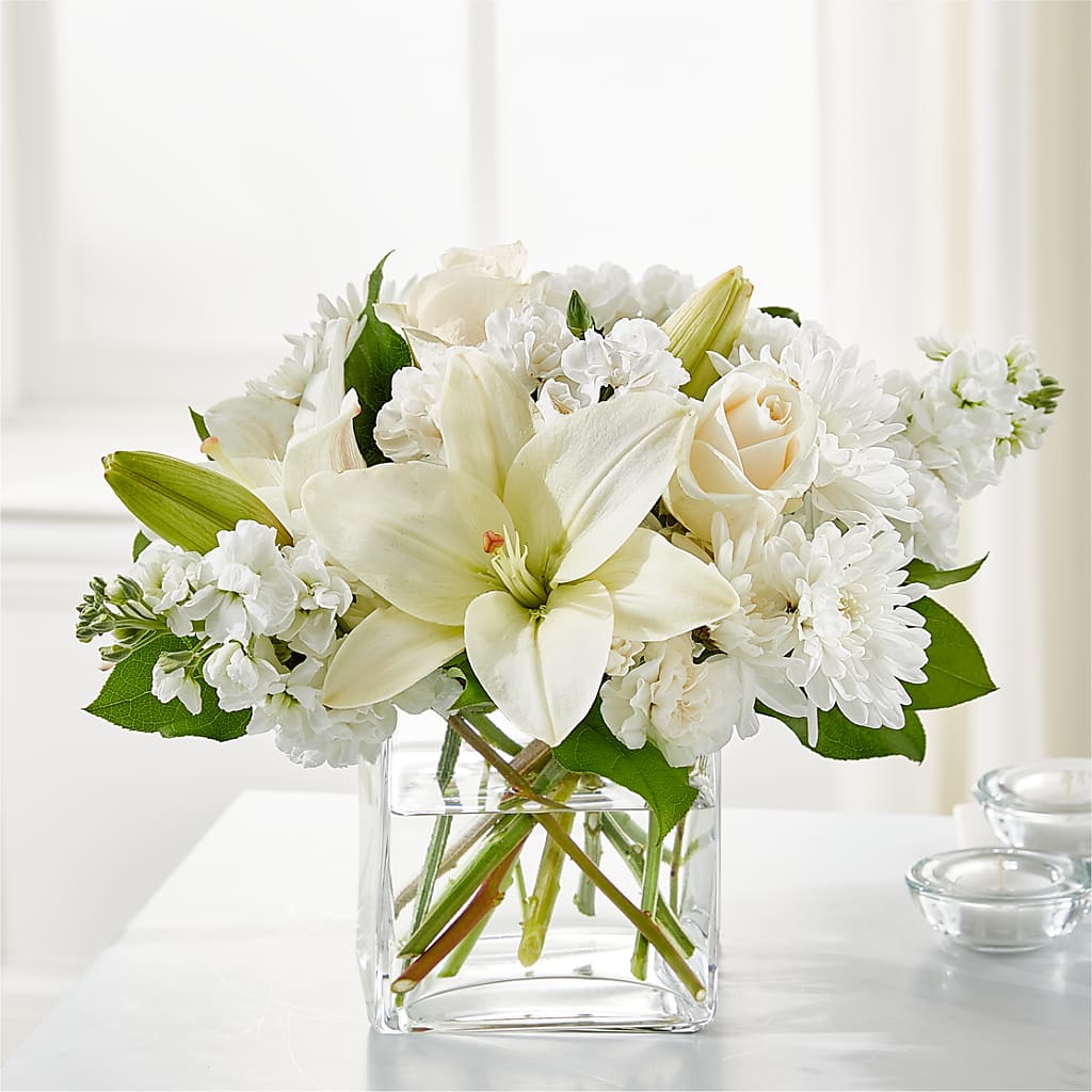 Gentle Breeze Bouquet – Herbert E Berg Florist Inc, Worcester MA