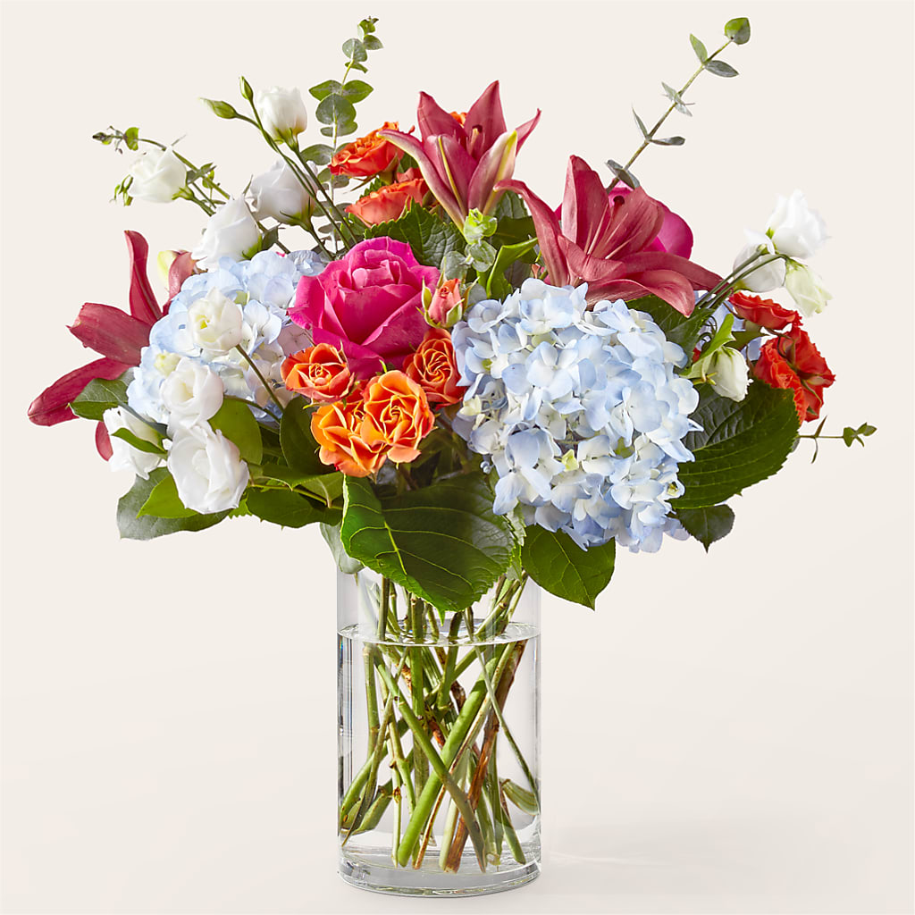 Awestruck Luxury Bouquet – Herbert E Berg Florist Inc, Worcester MA