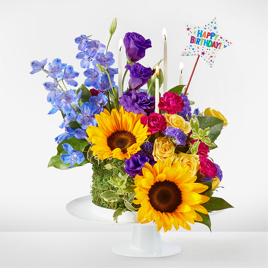 Star of the Day Floral Cake – Herbert E Berg Florist Inc, Worcester MA