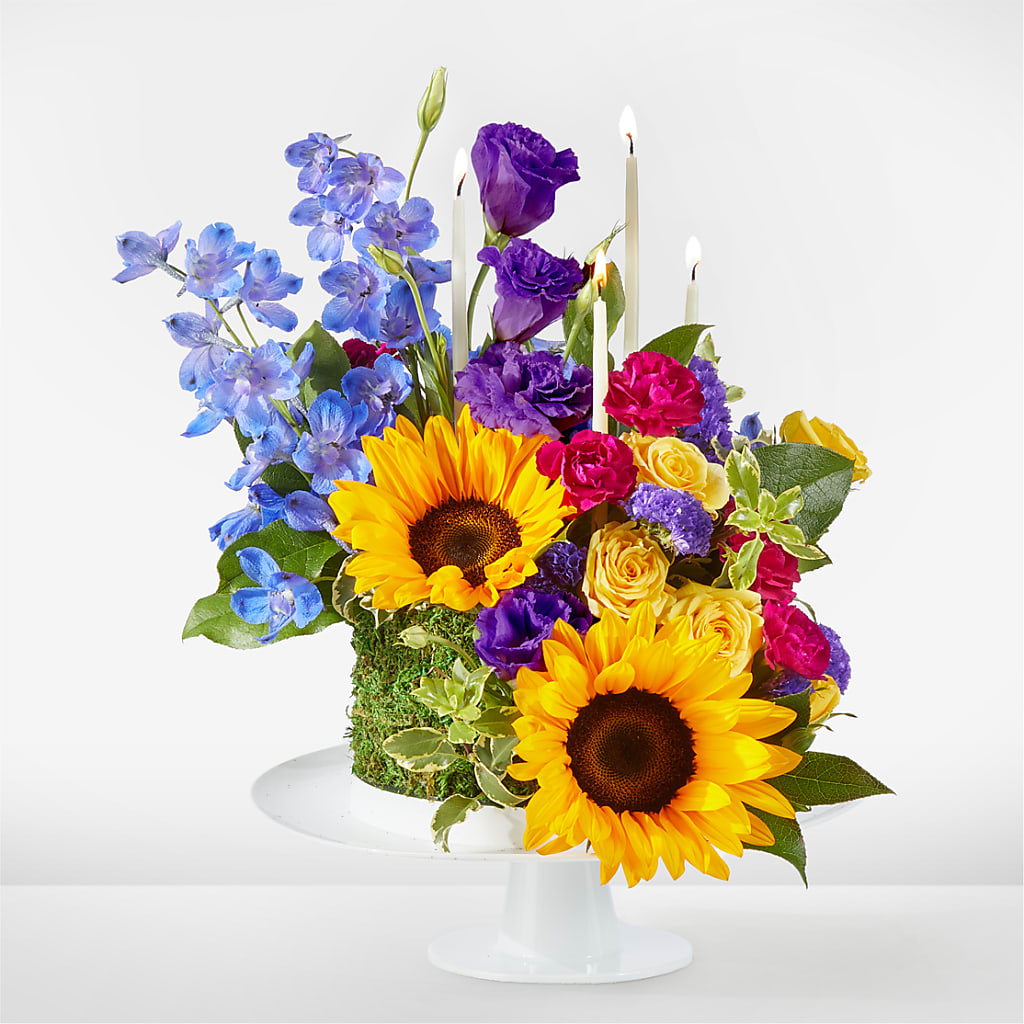 Star of the Day Floral Cake – Herbert E Berg Florist Inc, Worcester MA