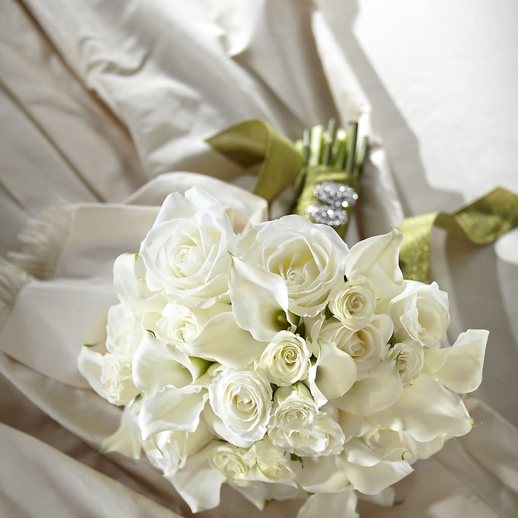 Serene Highness Bouquet – Herbert E Berg Florist Inc, Worcester MA