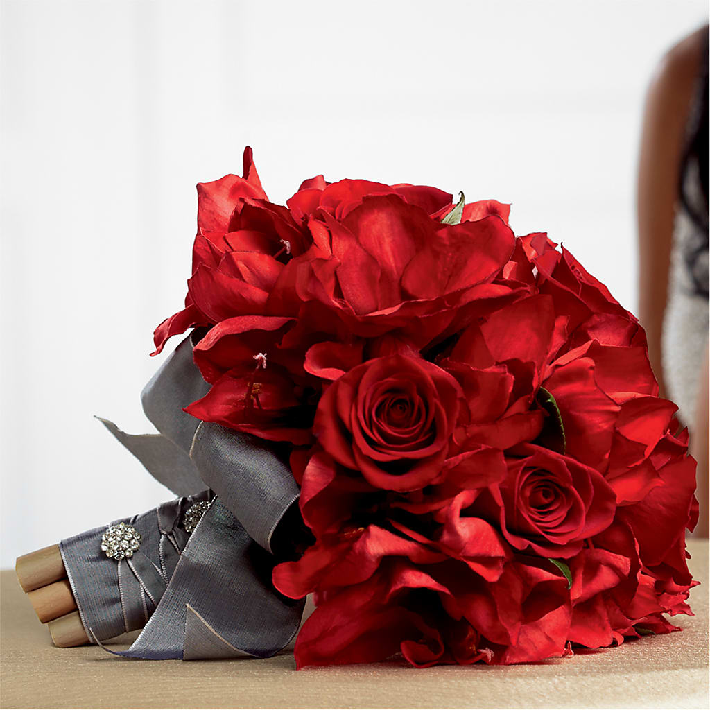 Heart's Happiness Bouquet – Herbert E Berg Florist Inc, Worcester MA