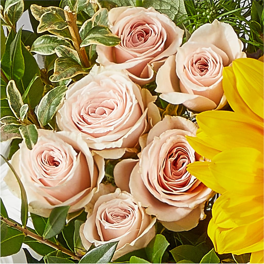 The Good Life Bouquet –  Herbert E Berg Florist Inc, Worcester MA