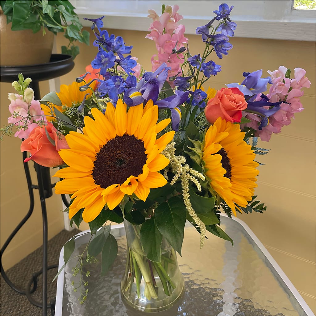 Rays of Life Bouquet –  Herbert E Berg Florist Inc, Worcester MA
