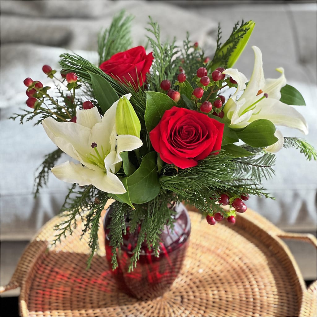 Evergreen Delight Bouquet –  Herbert E Berg Florist Inc, Worcester MA