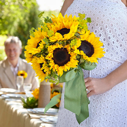 Free Spirit Bouquet –  Herbert E Berg Florist Inc, Worcester MA